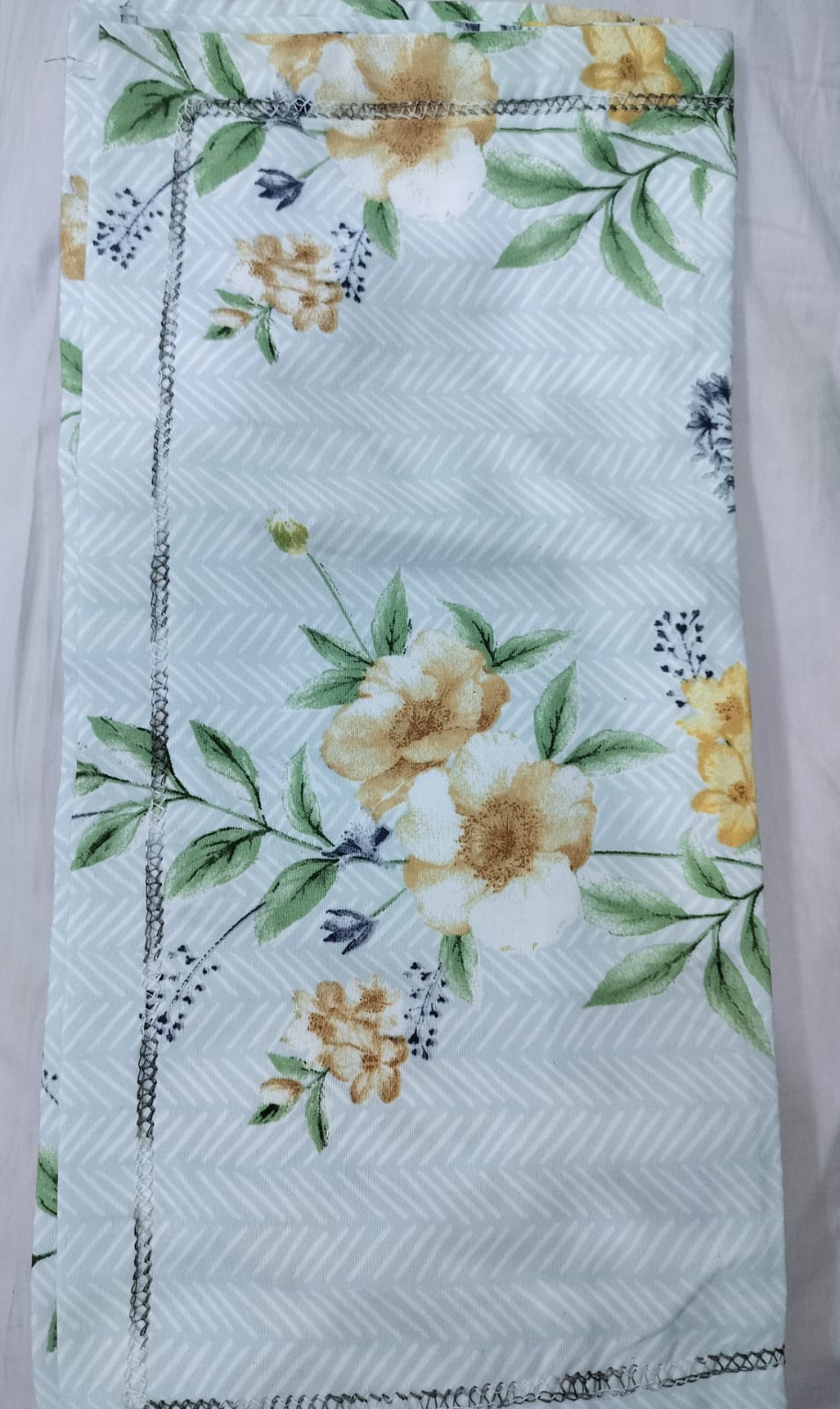 PREMIUM KING SIZE PURE COTTON BEDSHEET WITH TWO PILLOW COVER SIZE 250X230 - Image 5